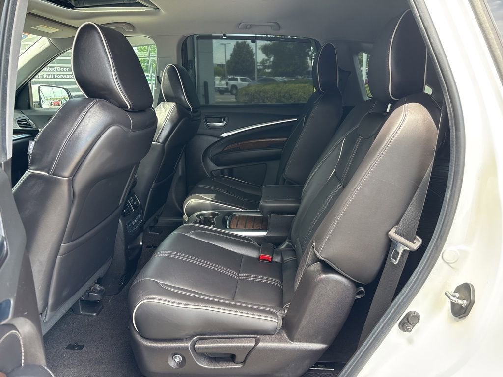 2020 Acura MDX — detail view