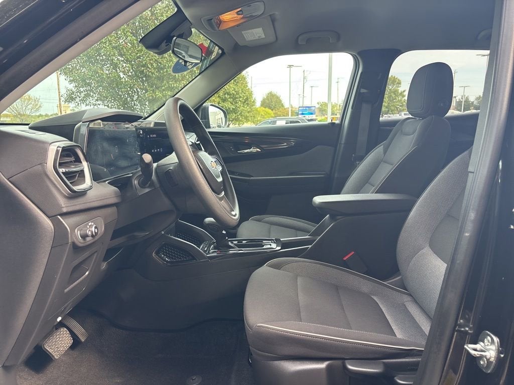 2025 Chevrolet Trailblazer — interior view