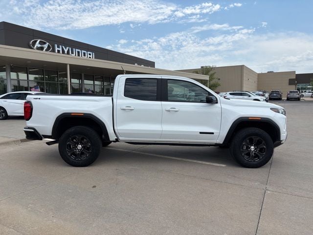 2024 GMC Canyon — detail view