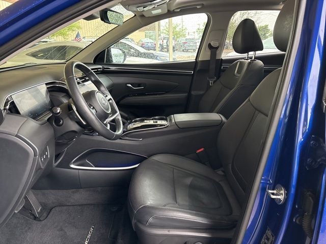2023 Hyundai Tucson — interior view