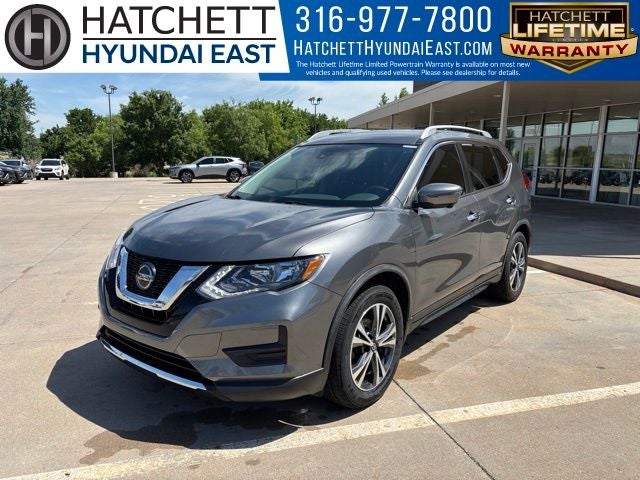 2019 Nissan Rogue SV in Gun Metallic — front three-quarter view