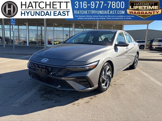 2025 Hyundai Elantra SEL Convenience in Fluid Metal — front three-quarter view
